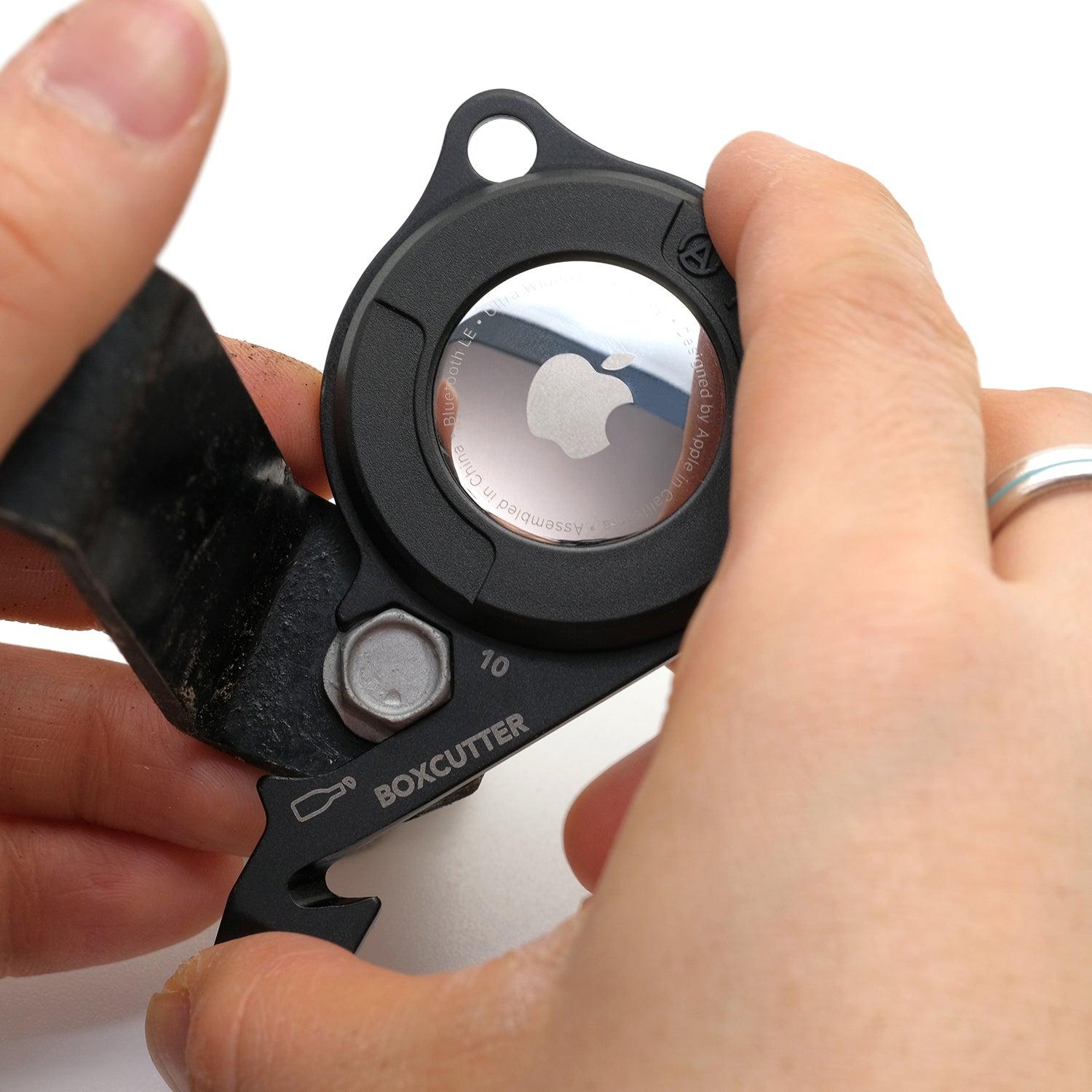 AirTag Multitool 5-in-1 Box Cutter by ATECH